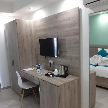 בית הארחה Tj Boutique 4*